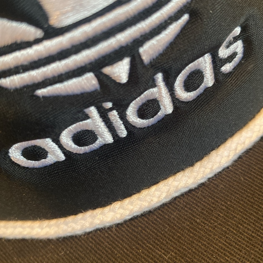 NWOT Adidas Black Trucker Cap - Picture 4 of 5